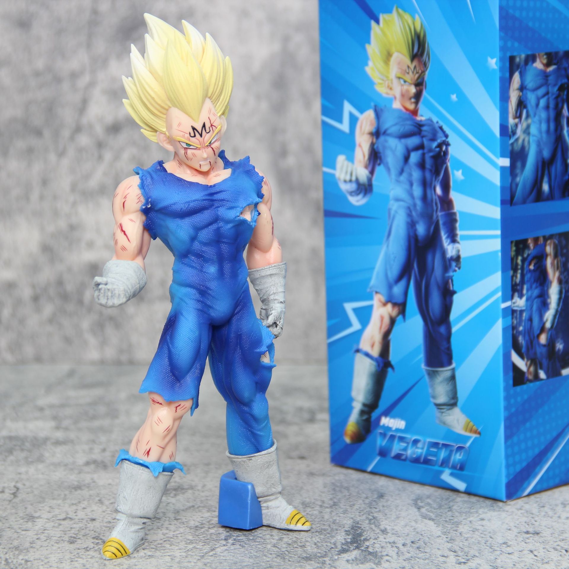 Model Kit Vegeta - Dragon Ball Z Super Saiyan Prince