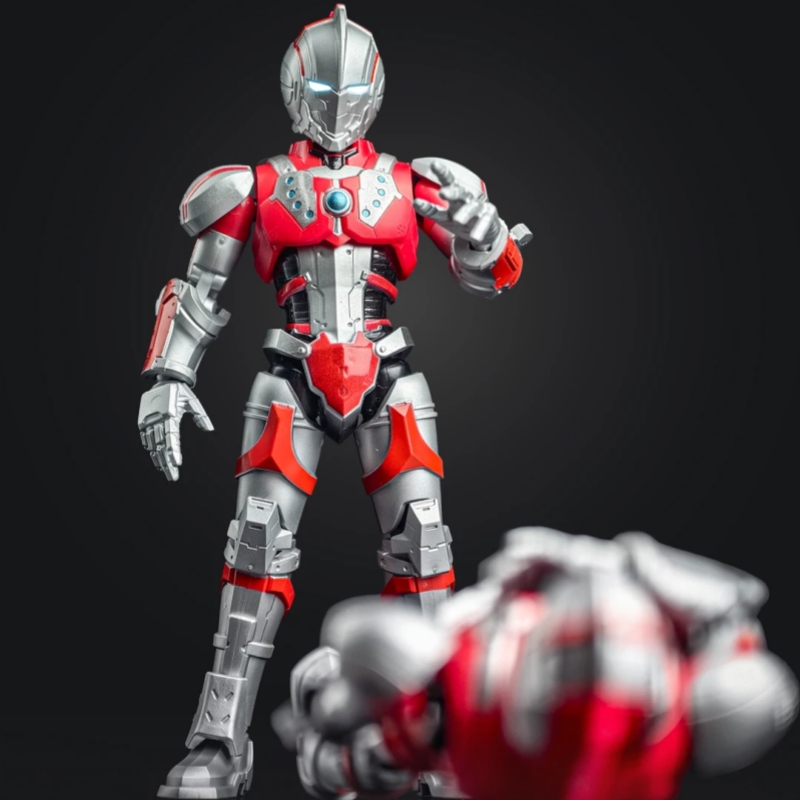 Blokees Genuine Ultraman: Risi - огляд і ціна Model Kit Transformers