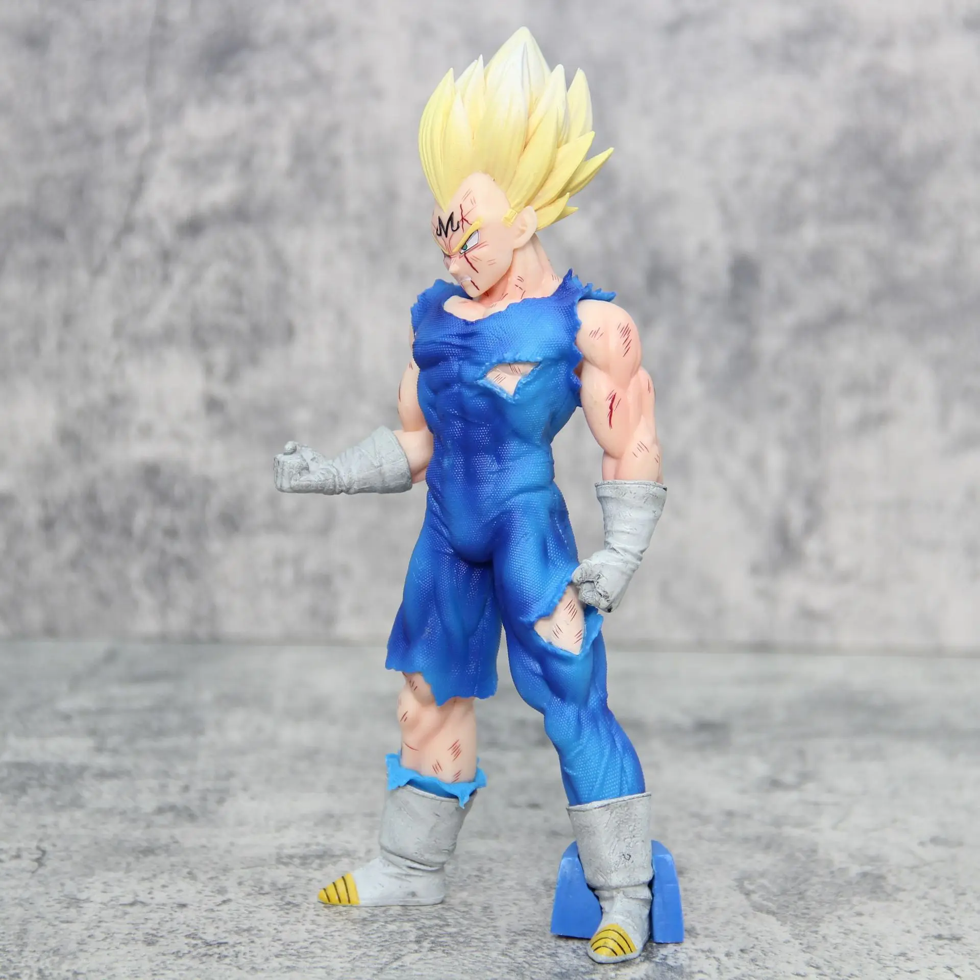 Animation Dragon Ball 20cm Maj - огляд і ціна Model Kit Vegeta