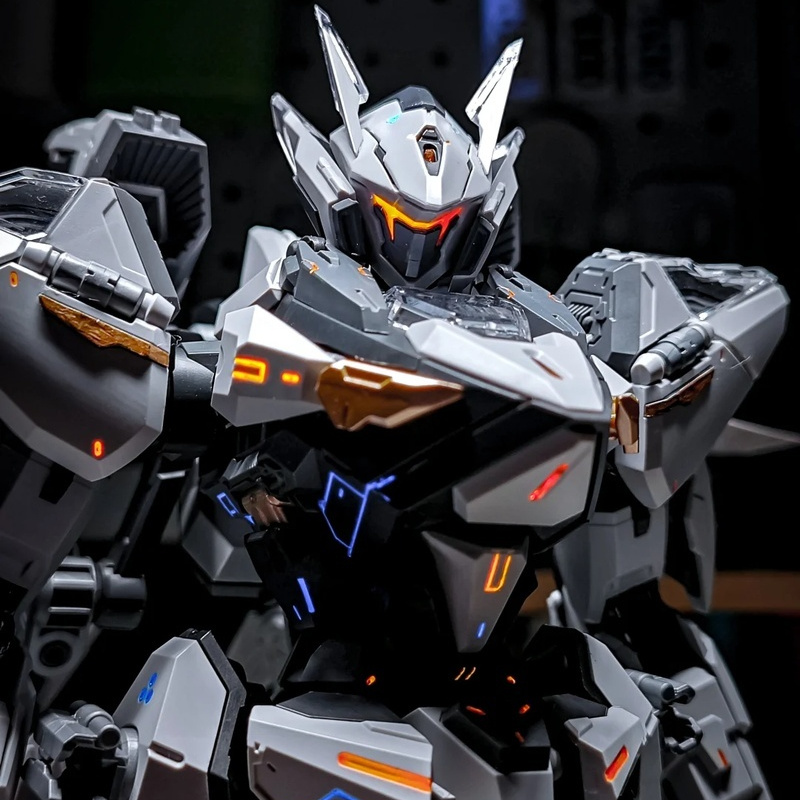 Transformable Anime Model Kit  - огляд і ціна Model Kit Daban