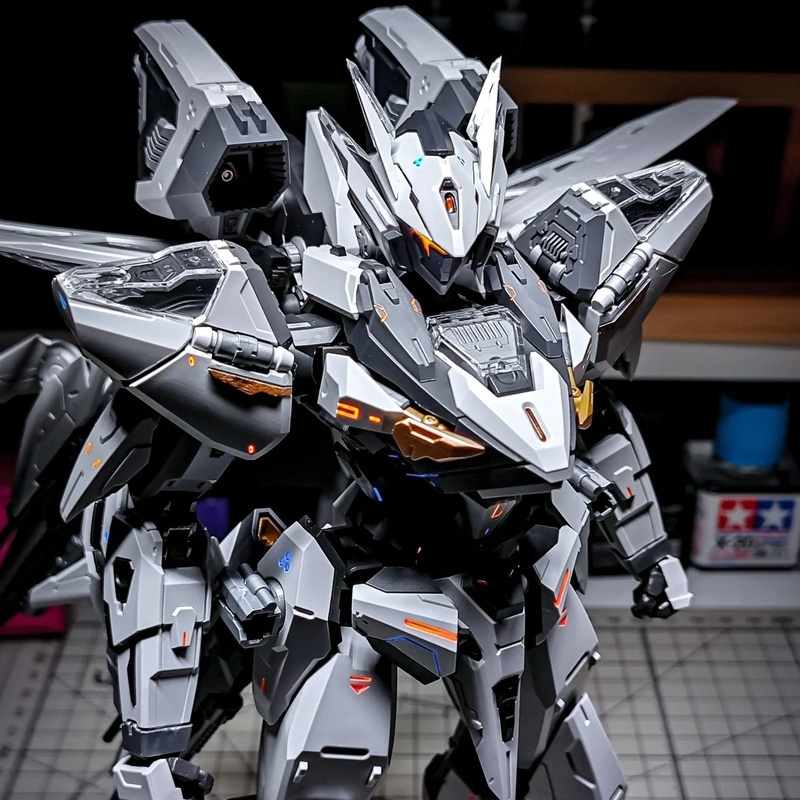 Transformable Anime Model Kit  - огляд і ціна Model Kit Daban