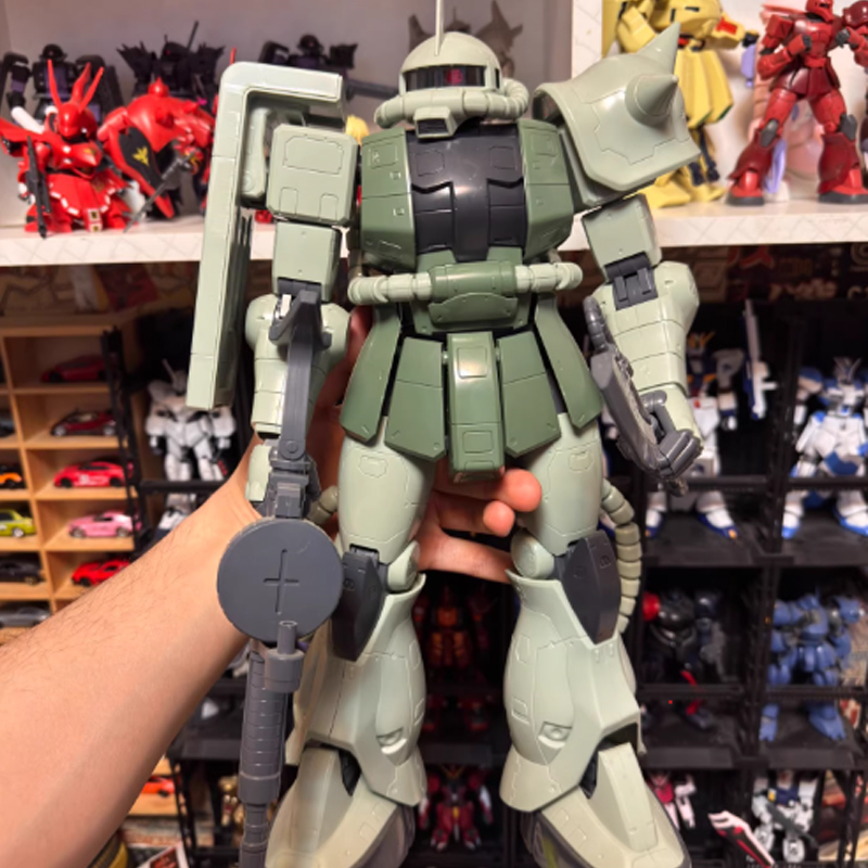 Hot 1/48 MEGA Zaku II Assembly - огляд і ціна Model Kit Zaku