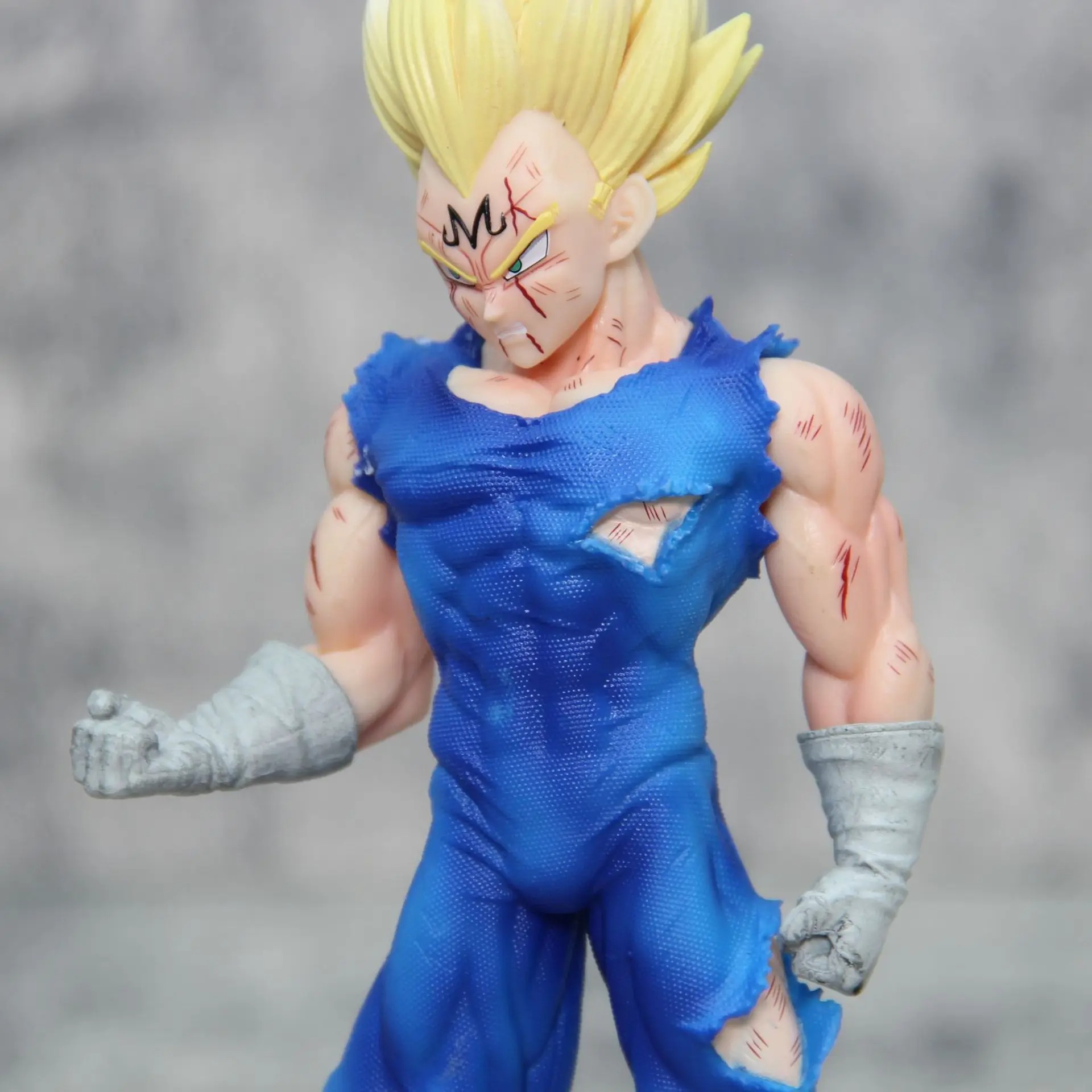 20cm Anime Dragon Ball Figure  - огляд і ціна Model Kit Vegeta
