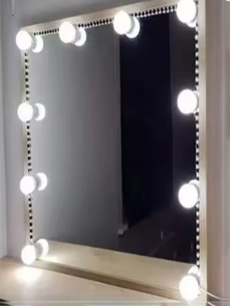 LED Mirror Makeup Mirror w/Lig - огляд і ціна Model Kit Led